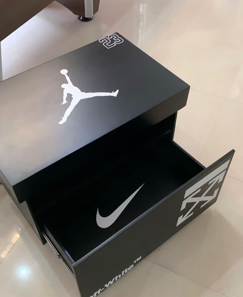 Jordan Box